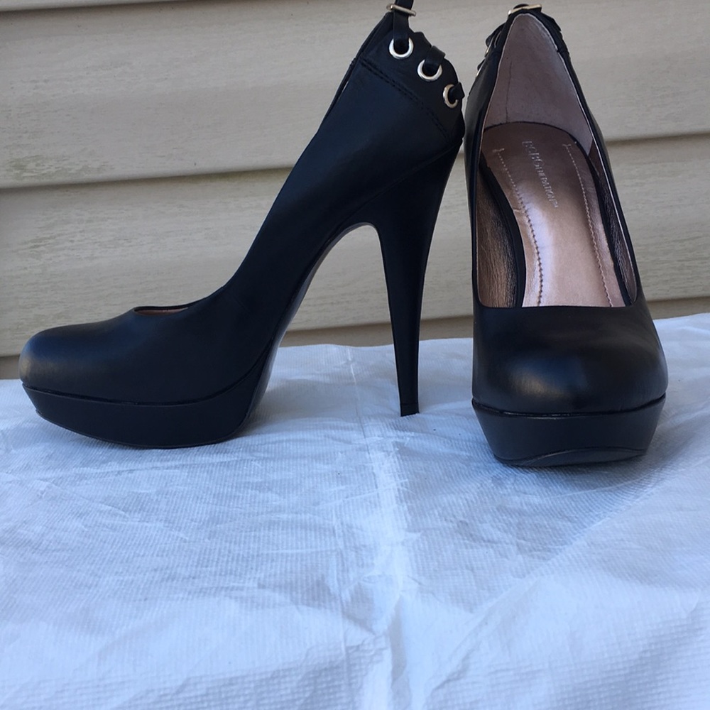 BCBGENERATION Black PLATFORM leather DETAILED CORSET BACK pumps